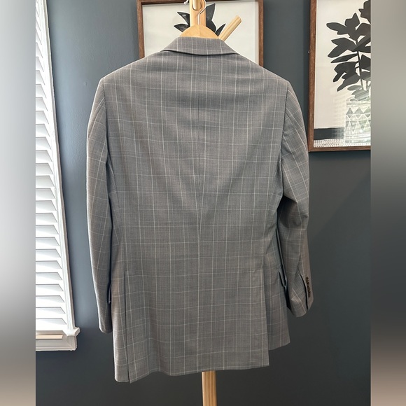 EUC Hemsworth Prince of Wales Light Gray Suit by Indochino - Picture 3 of 11